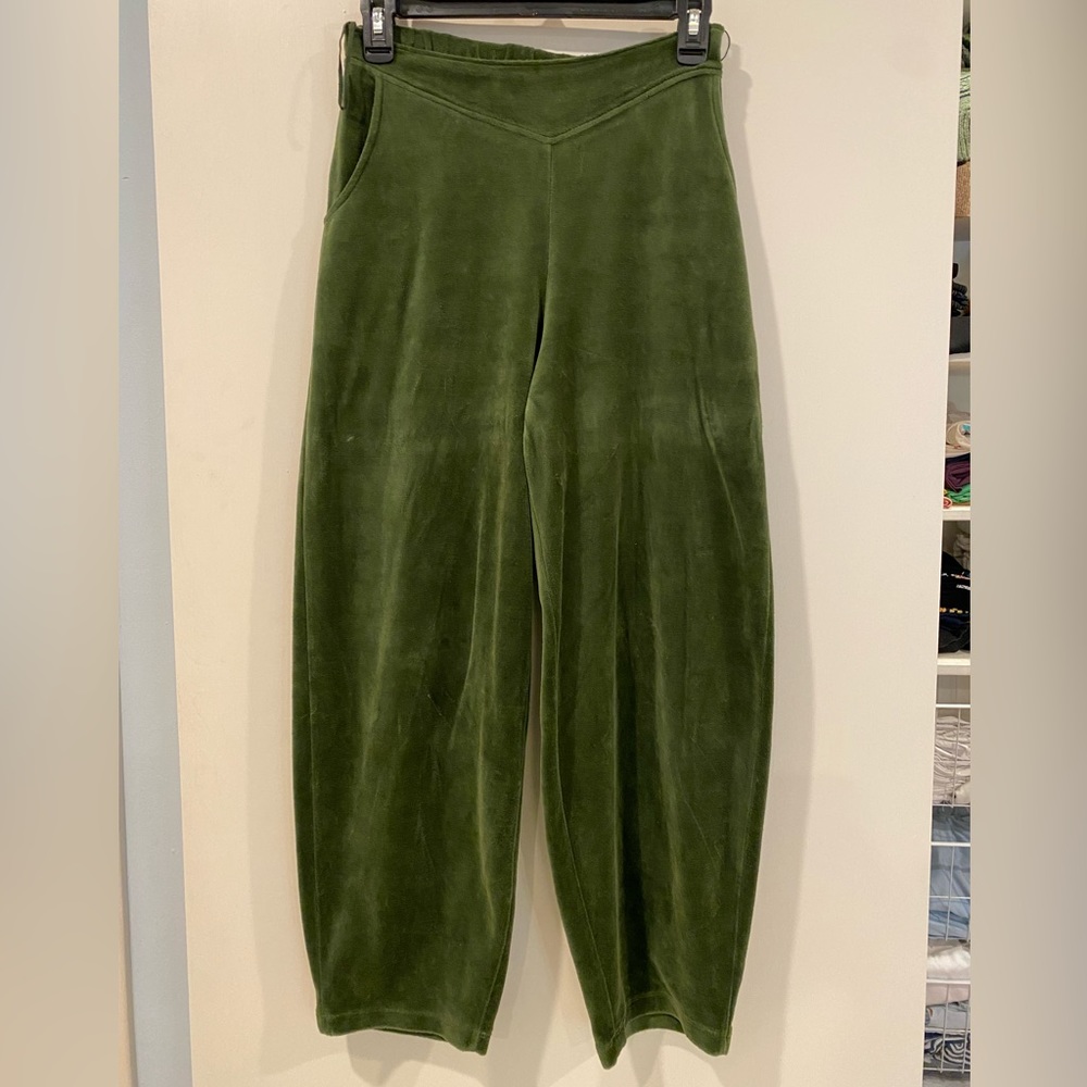 Gudrun Sjoden Velour Pants in forest green